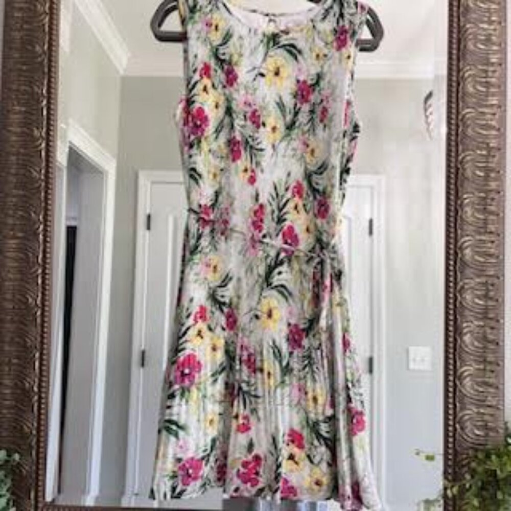 Allison Taylor Floral Pleated Midi Dress Women's Size 6- Sytle# LZY-Dress-C